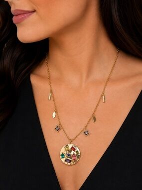 Laundry by Shelli Segal Multi-Stone Charm Pendant Necklace (LR111/6)